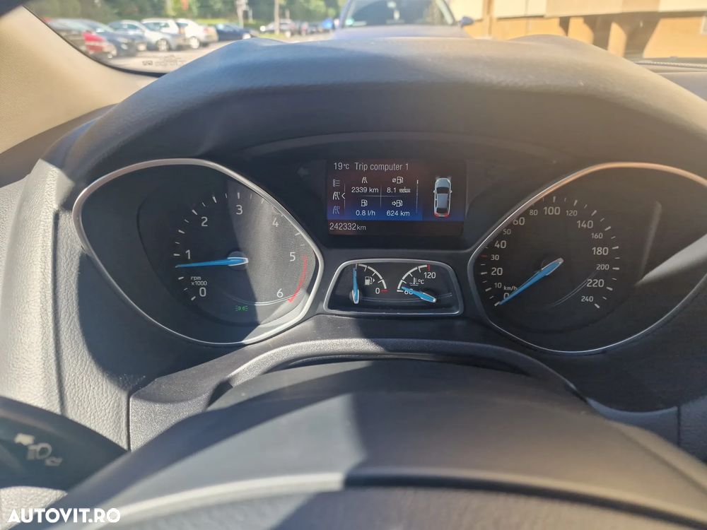 Ford Focus - 7