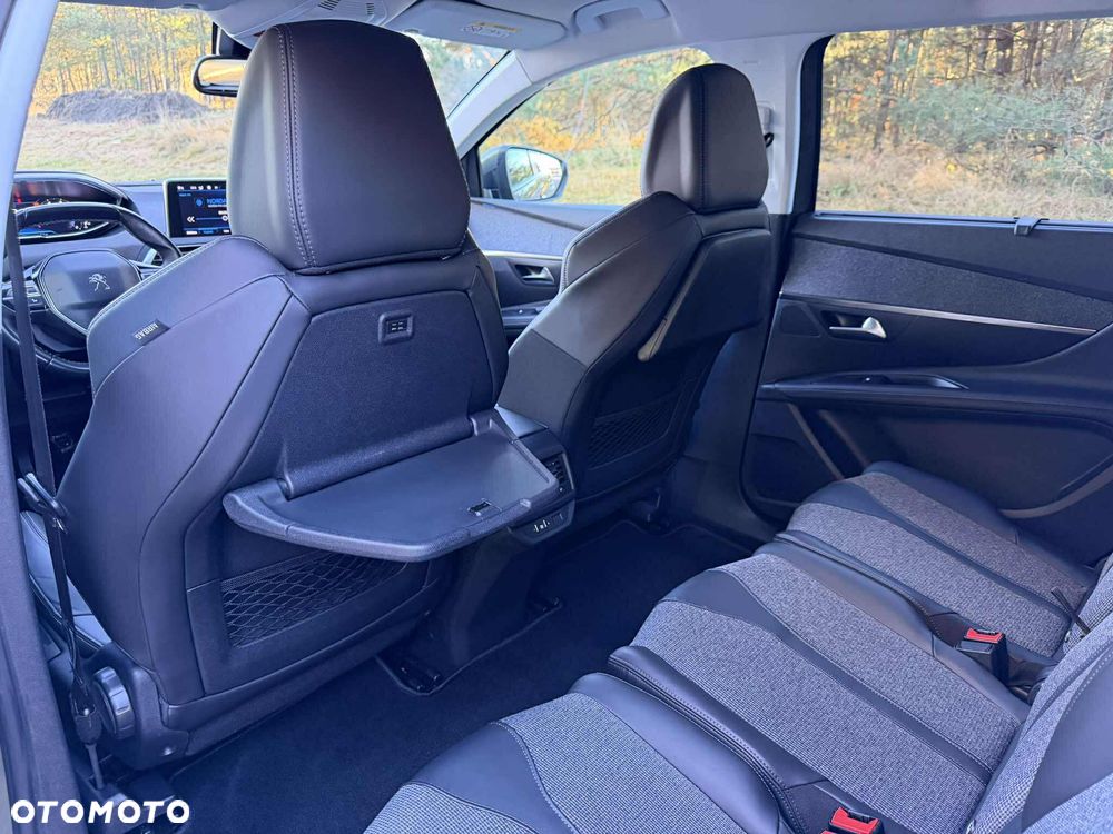 Peugeot 5008 1.5 BlueHDi Allure S&S - 25