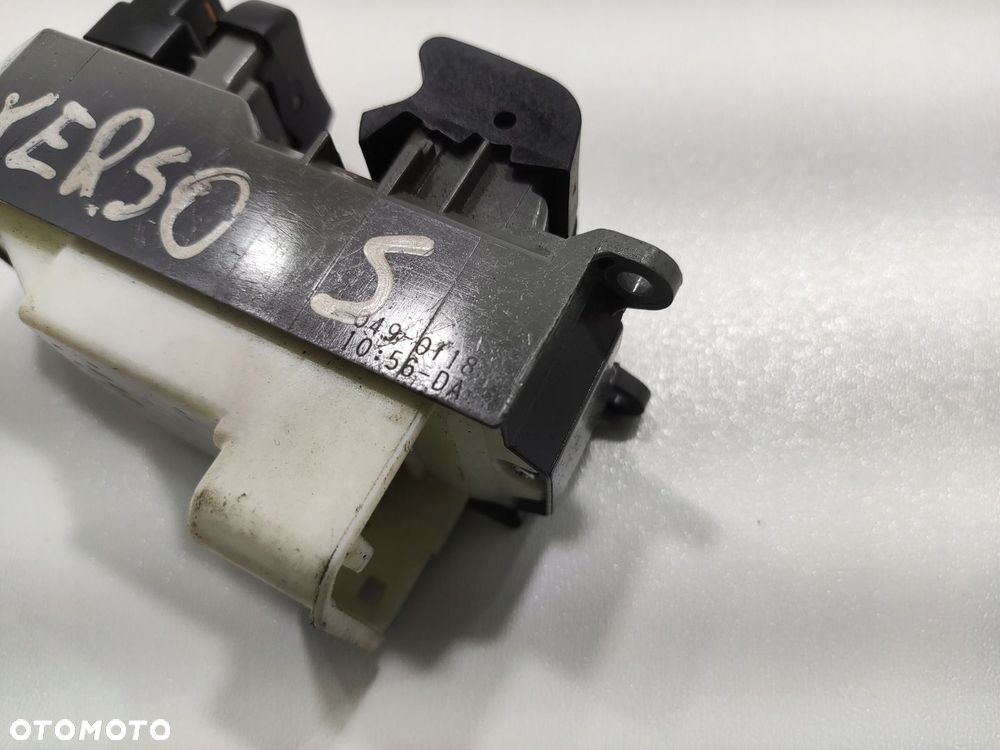 PANEL PRZEŁĄCZNIK SZYB LEWY PRZÓD PRZEDNI TOYOTA VERSO-S SUBARU TREZIA 09- - 7