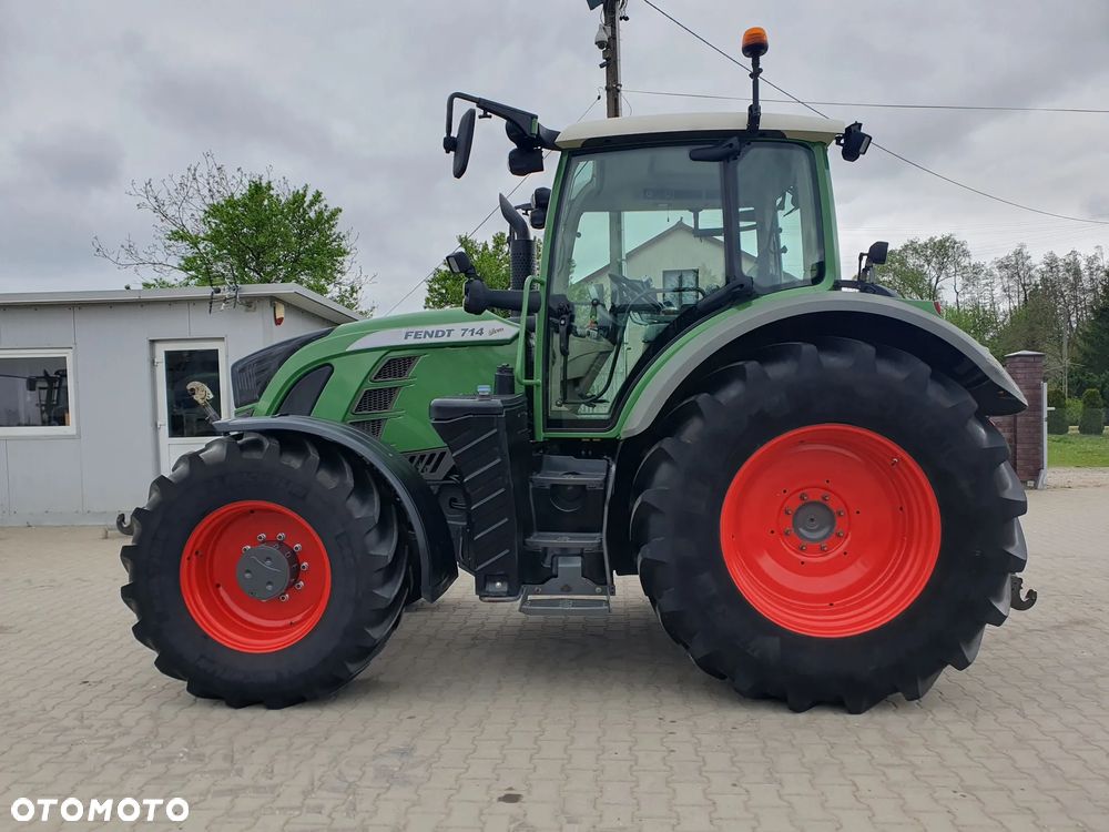 Fendt 714 Vario - 12