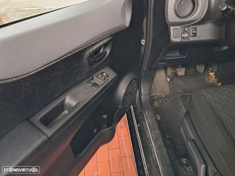 Toyota Yaris 1.0 VVT-i ACtive+AC - 3