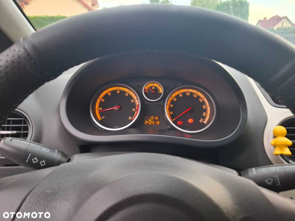 Opel Corsa - 7