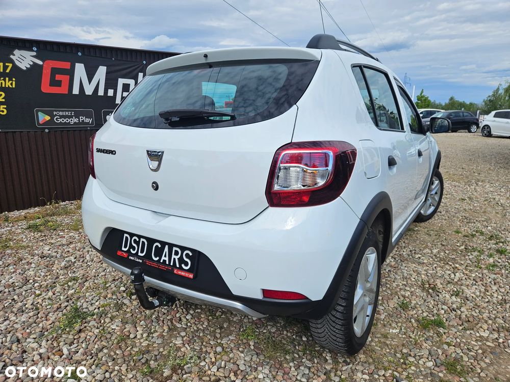 Dacia Sandero TCe 90 Celebration - 12