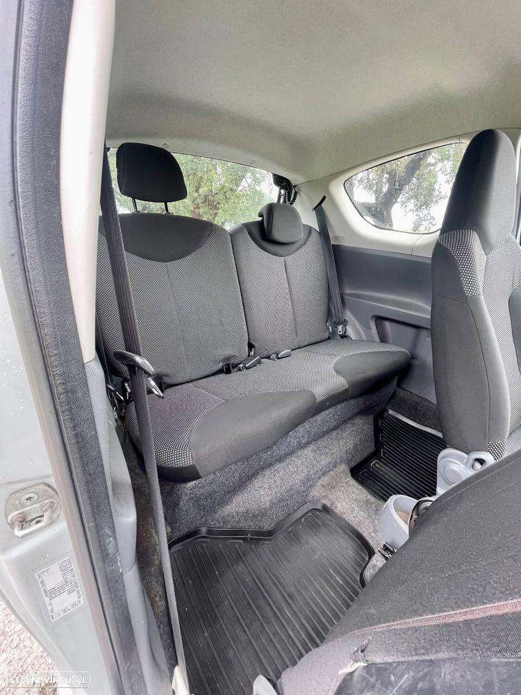 Toyota Aygo 1.0 + AC - 17