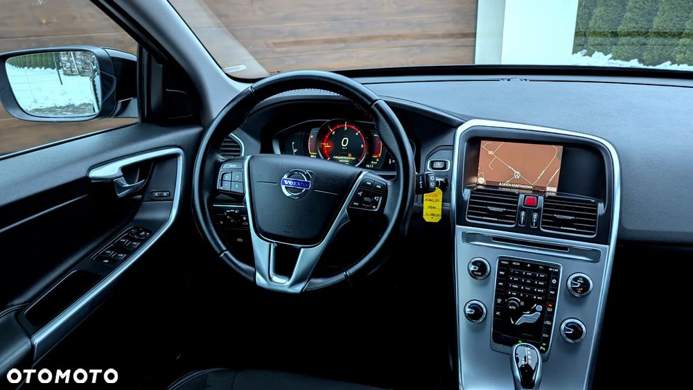 Volvo XC 60 D3 Geartronic Momentum - 8