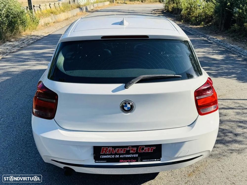 BMW 120 d Sport Line — fotografia 11