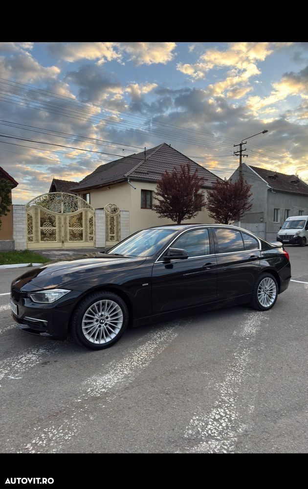 BMW Seria 3 320d Luxury Line - 2
