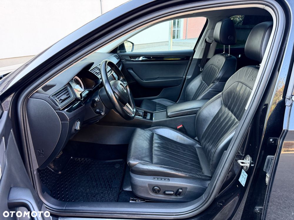 Skoda Superb 2.0 TDI L&K DSG - 37