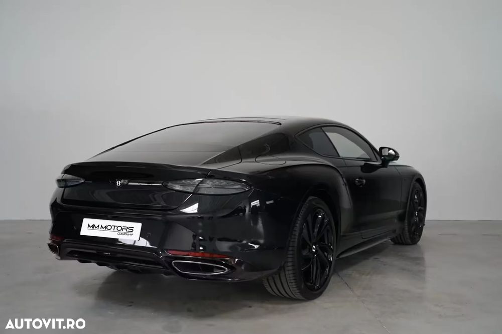 Bentley Continental GT - 10