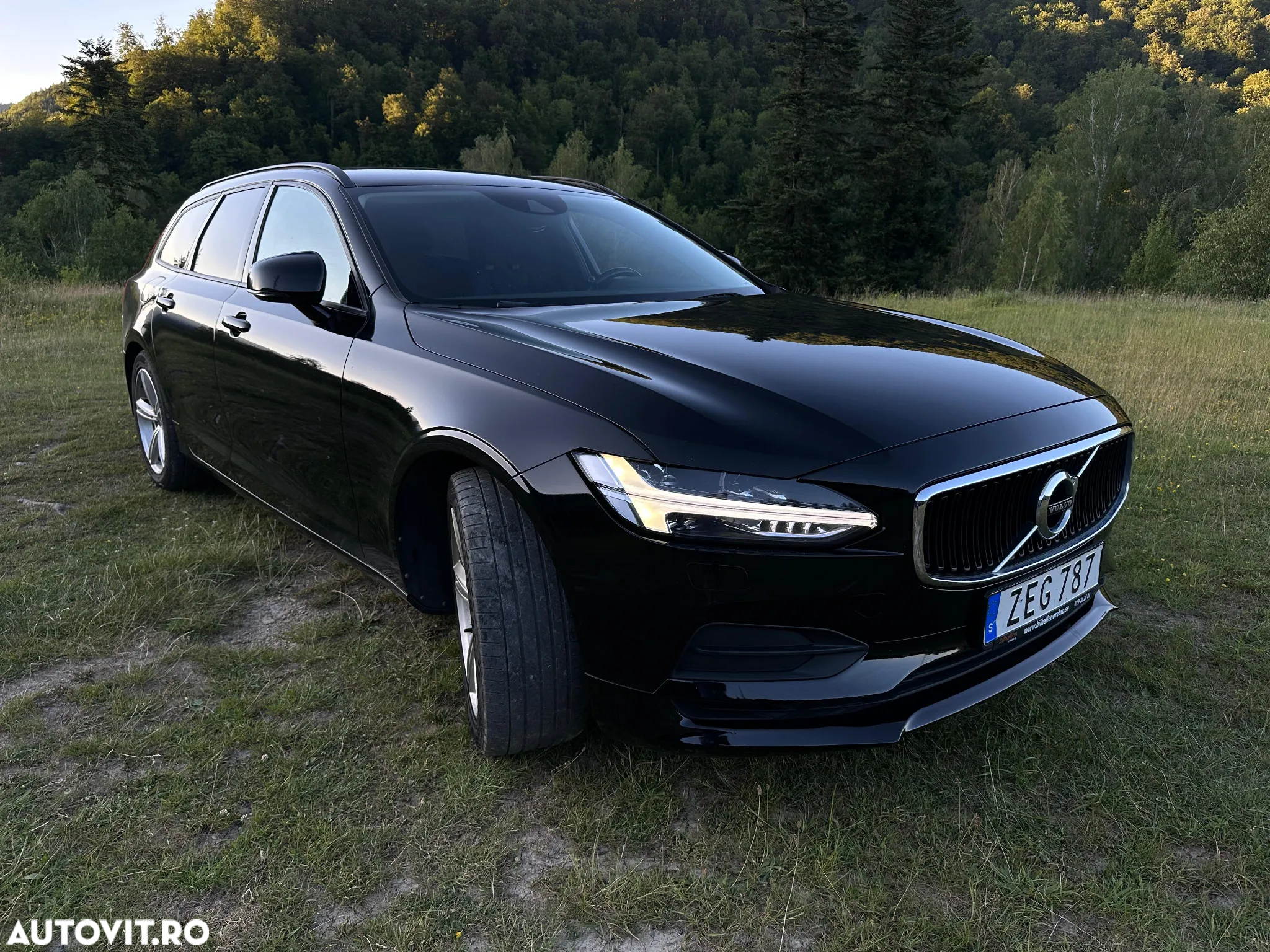 Volvo V90 D3 Geartronic Momentum - 4