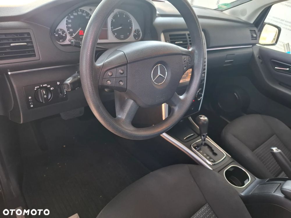 Mercedes-Benz Klasa B 180 Autotronic - 7