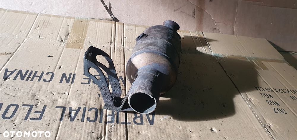 Katalizator kat Filtr prawy Mercedes ML W164 3.5 V6 A1644907414 - 3