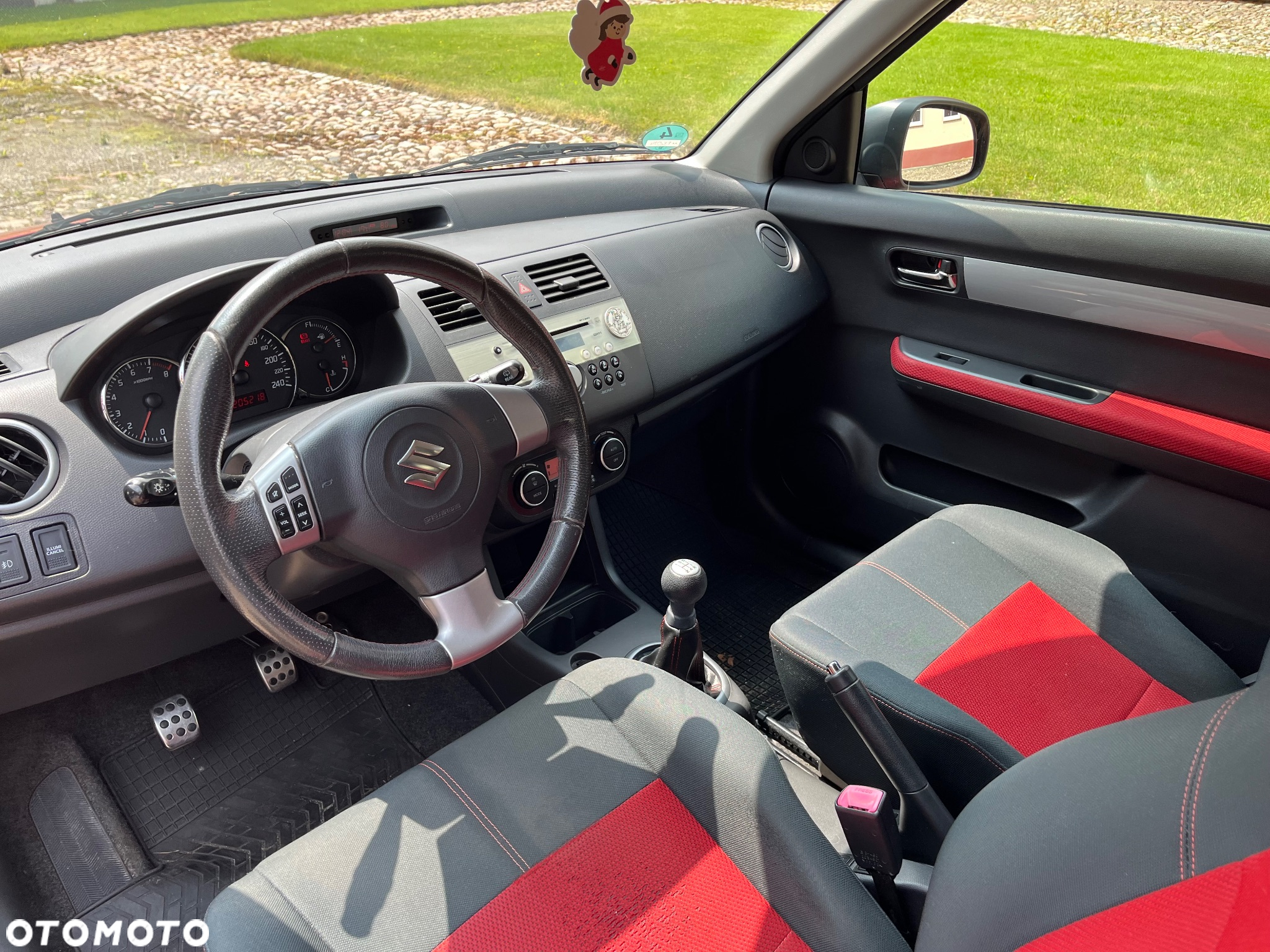 Suzuki Swift 1.6 Sport - 9