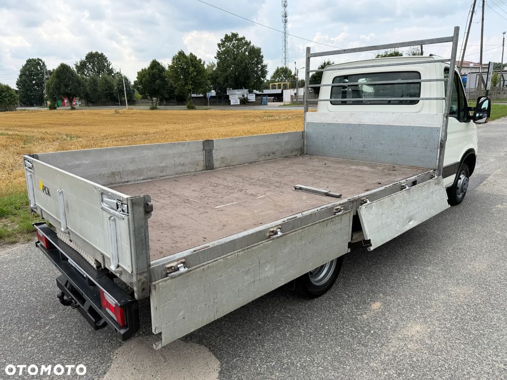 Iveco 50C15 * 3.0 / 150KM * Rama / Skrzyniowe * Koła bliźniacze * Rozstaw osi: 3.75m * - 21