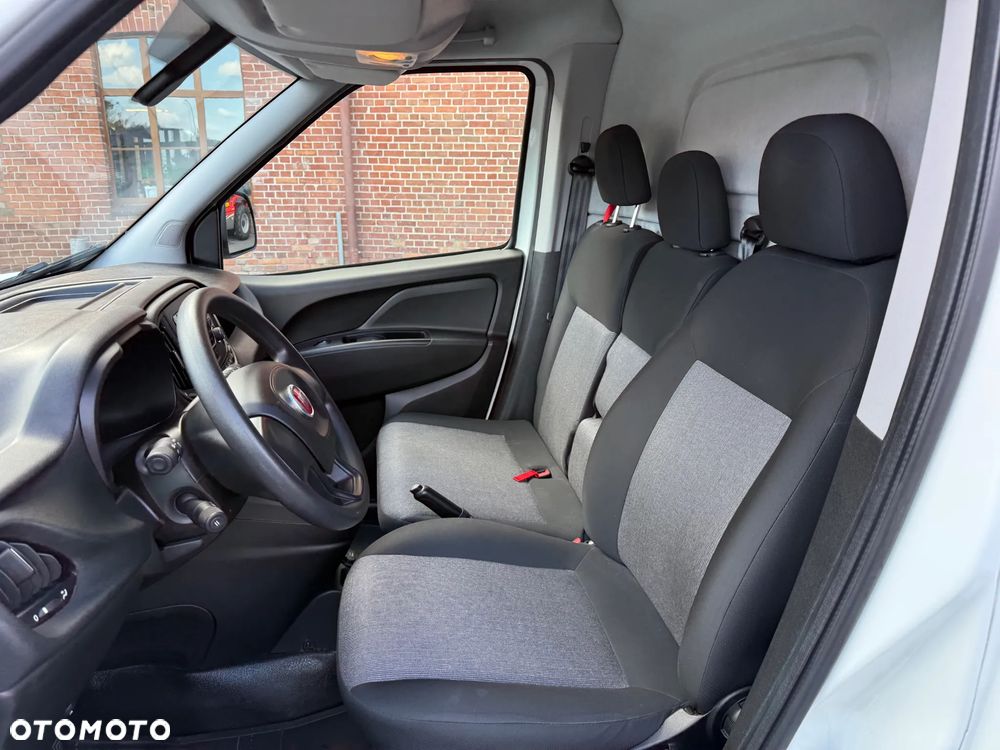 Fiat Doblo - 22