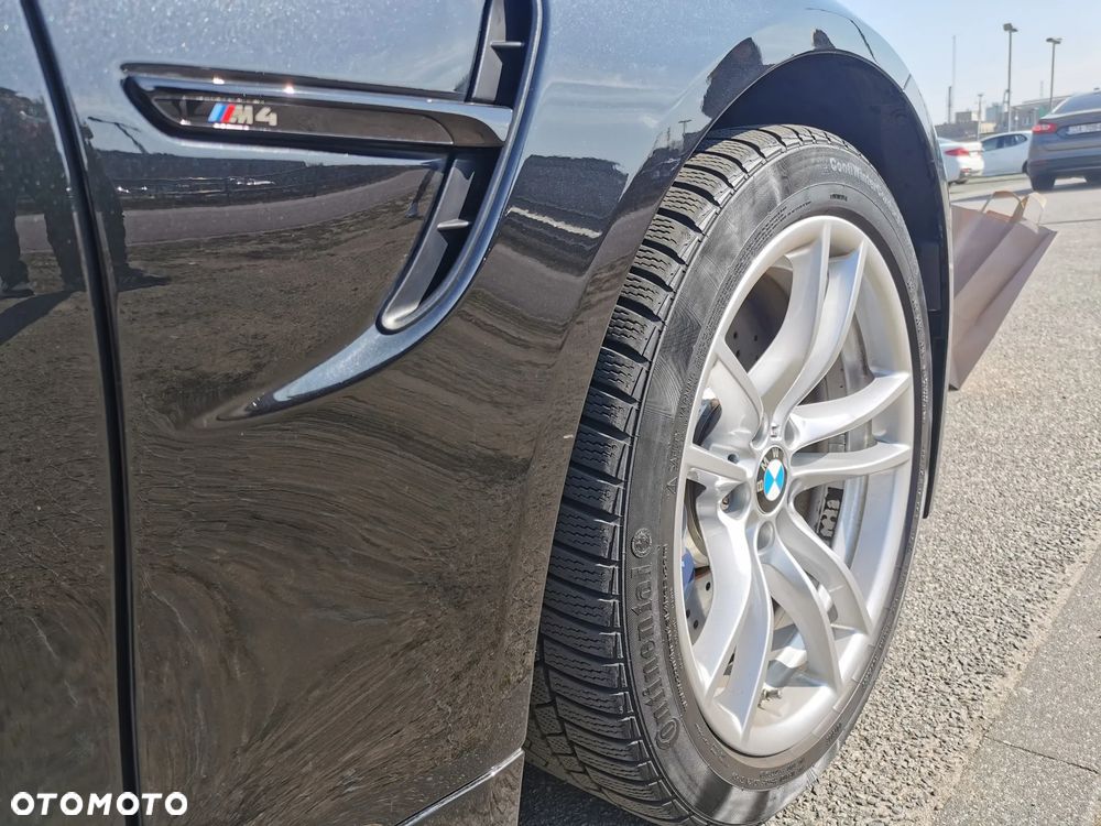 BMW M4 - 12