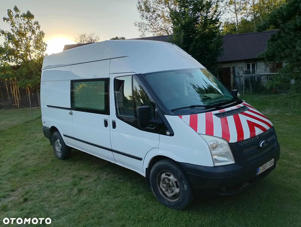 Ford Transit - 1