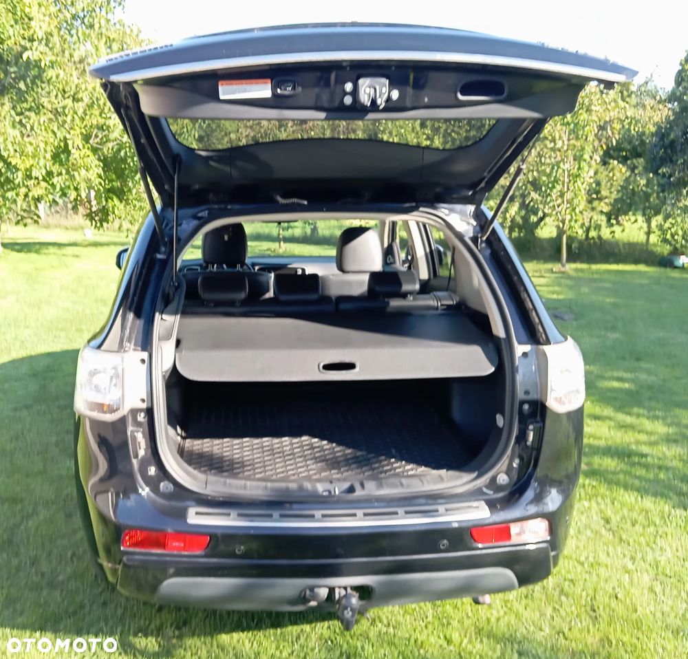 Mitsubishi Outlander - 15