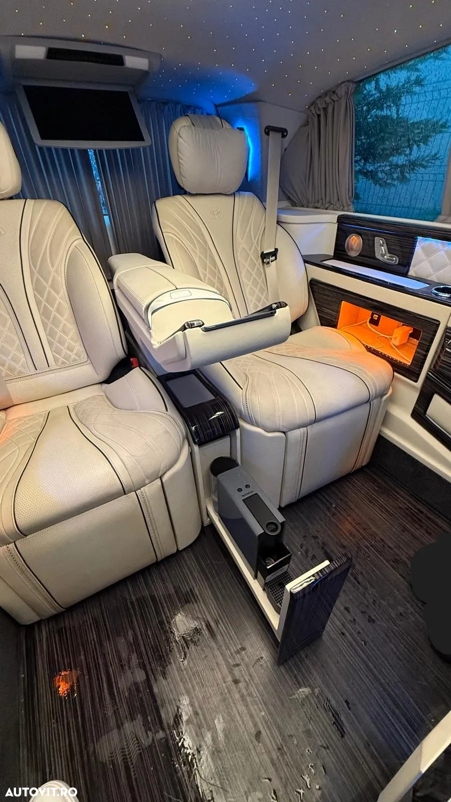 Mercedes-Benz V - 11