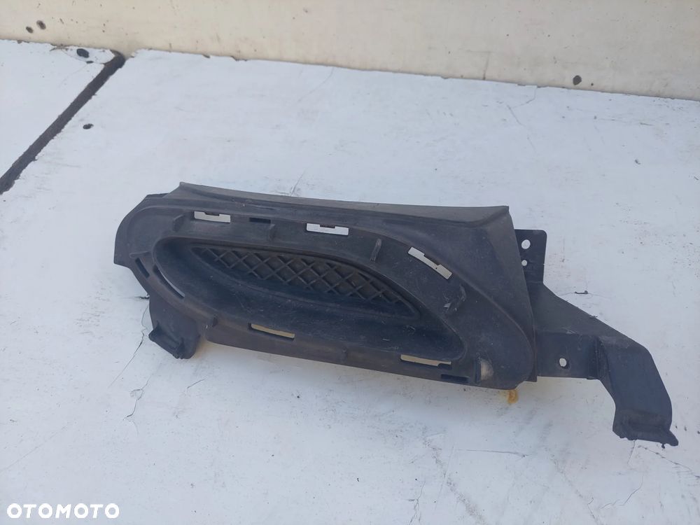 MERCEDES W213 KRATKA DYFUZORA TŁUMIKA ZDERZAKA  PRAWY TYŁ A2138853100 - 3