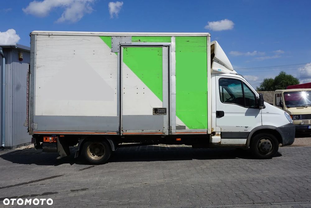 Iveco 35C12 - 6