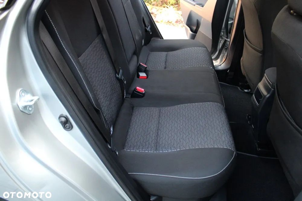 Toyota Auris - 24