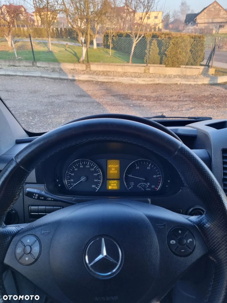 Mercedes-Benz Sprinter - 10