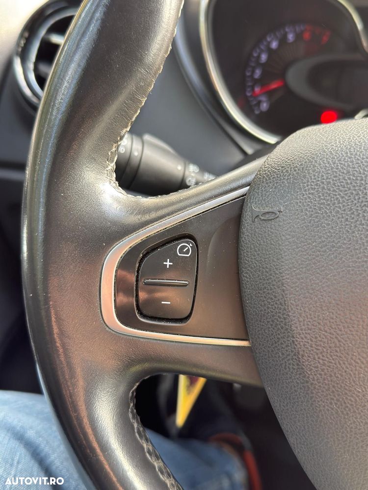 Renault Captur ENERGY TCe Intens - 12