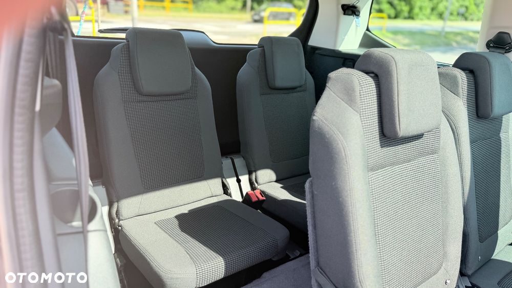 Peugeot 5008 2.0 HDi Business Line 7os - 21