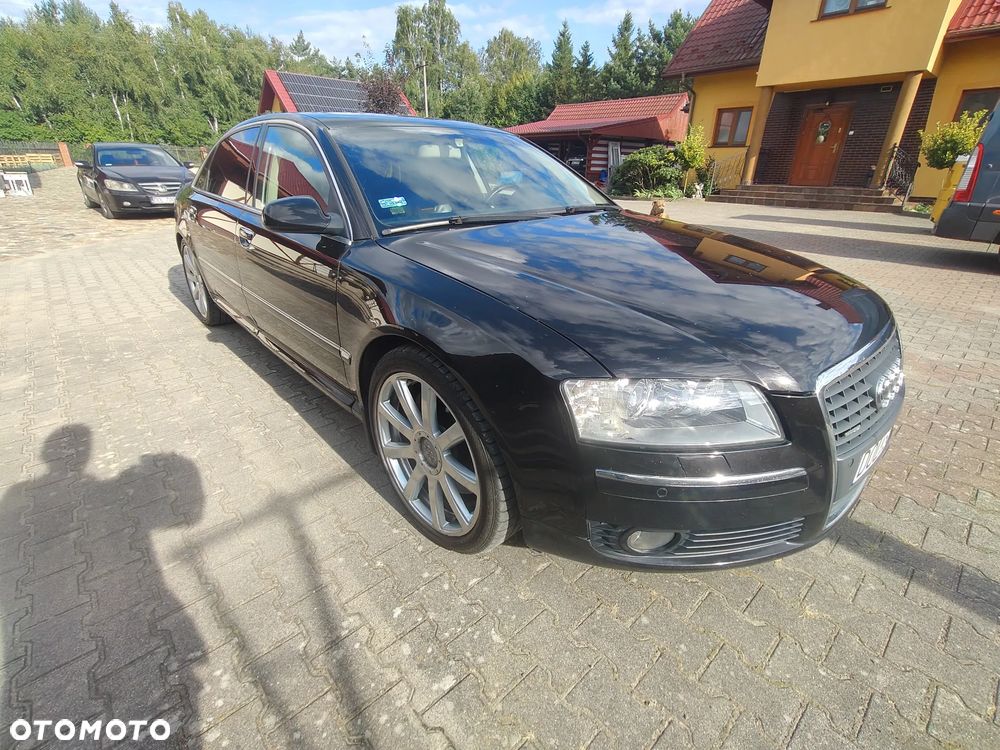 Audi A8 4.2 Quattro - 3