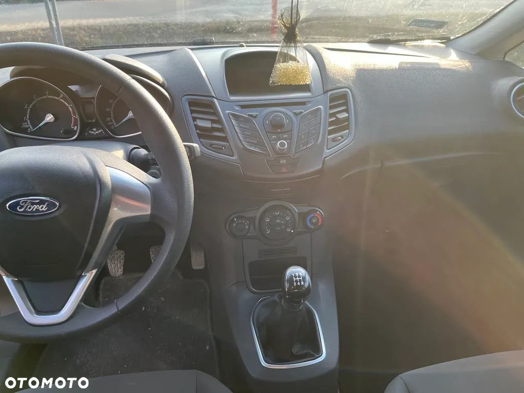 Ford Fiesta 1.0 Ambiente - 8