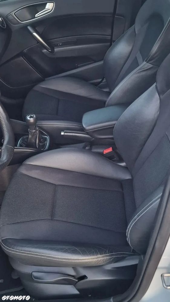 Audi A1 Sportback 1.4 TDI Sport - 4
