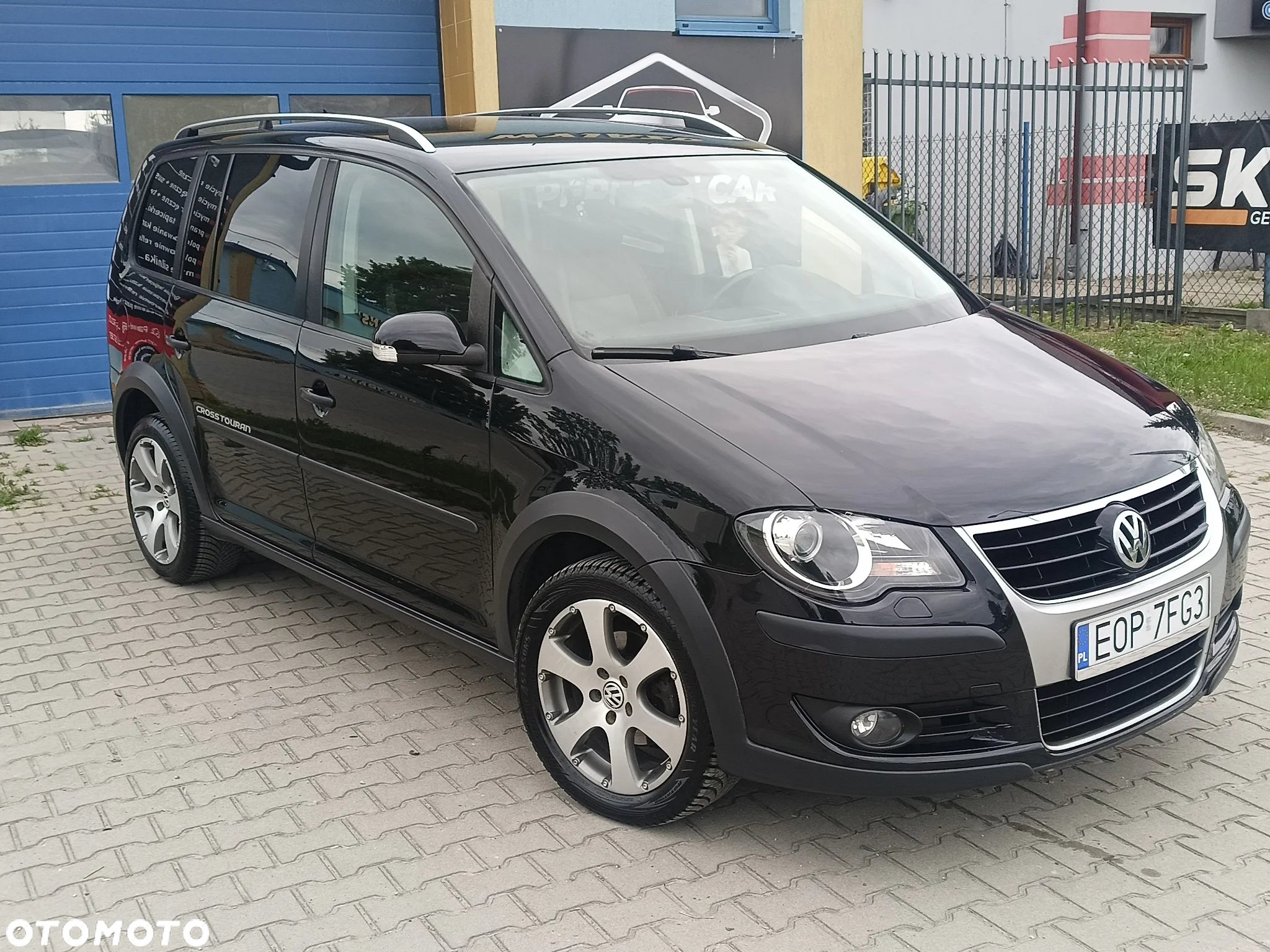 Volkswagen Touran 2.0 TDI DPF Cross - 8