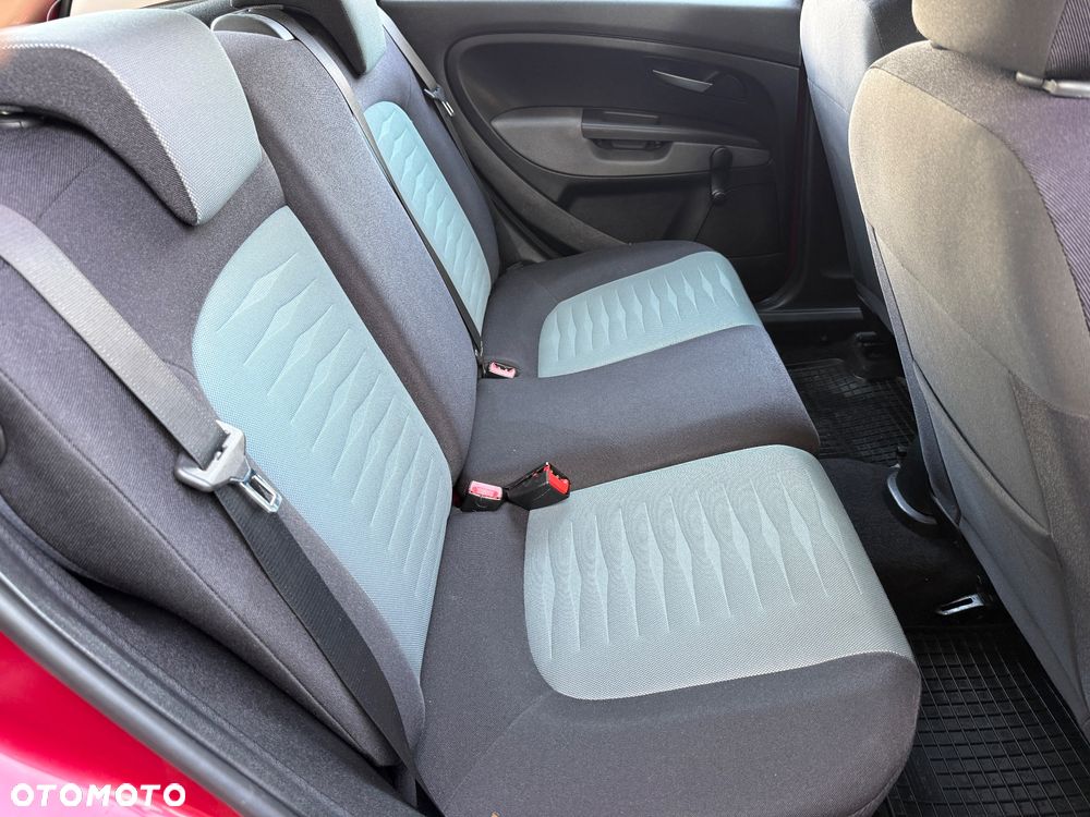 Fiat Punto 1.4 16V Dynamic - 19