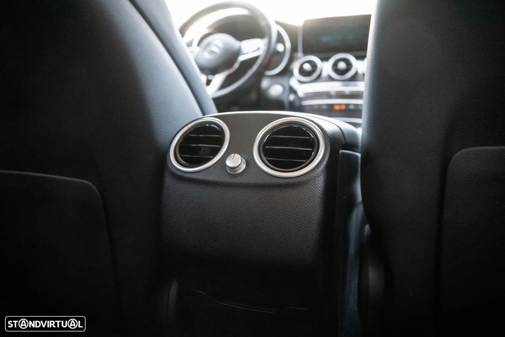 Mercedes-Benz GLC 300 de 4Matic - 31