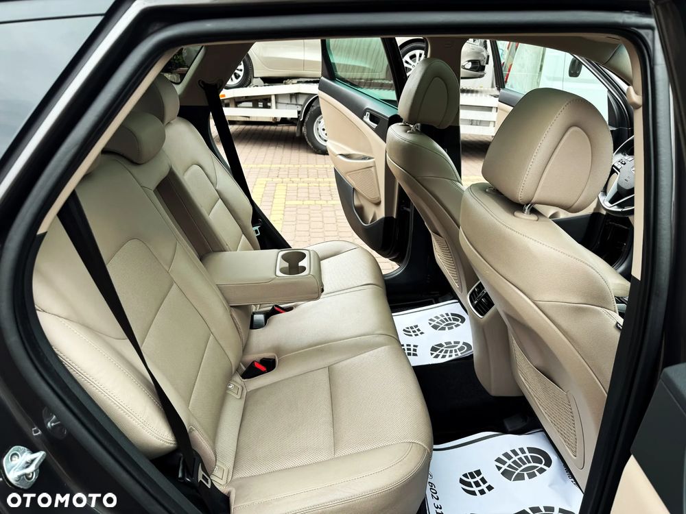 Hyundai Tucson 1.6 Turbo 4WD DCT Premium - 38
