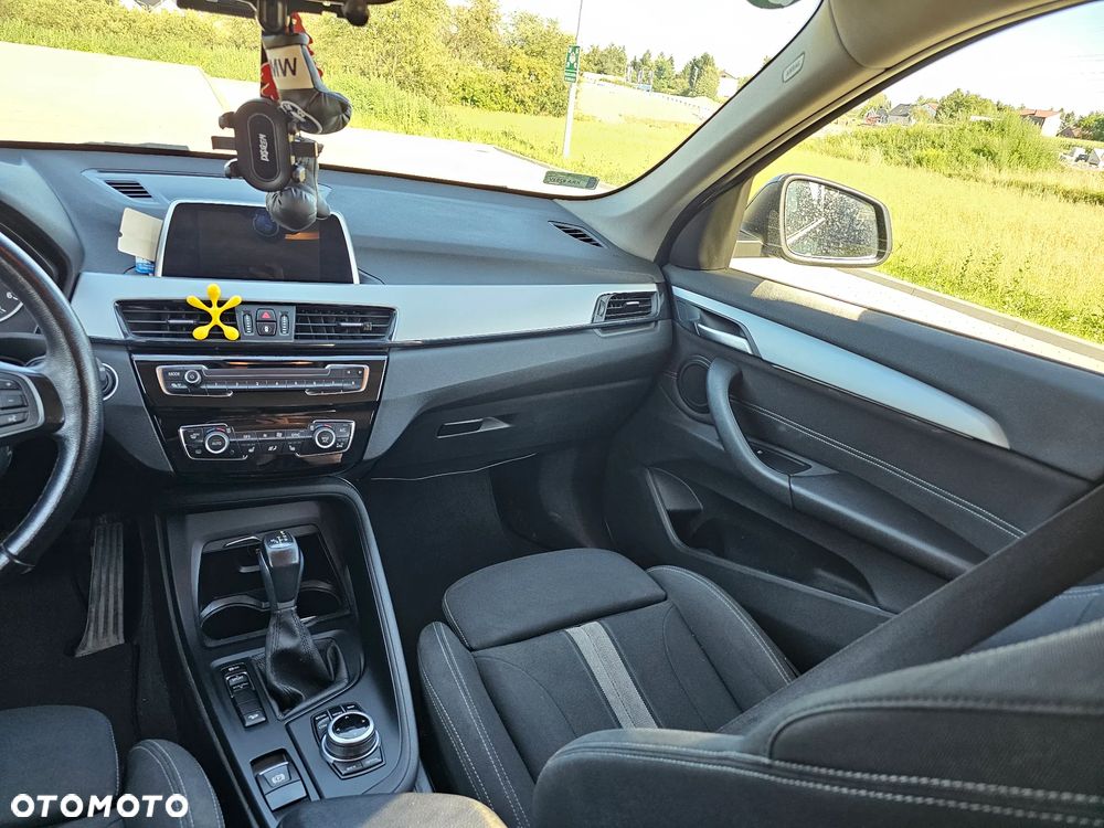 BMW X1 xDrive20d Sport Line - 14