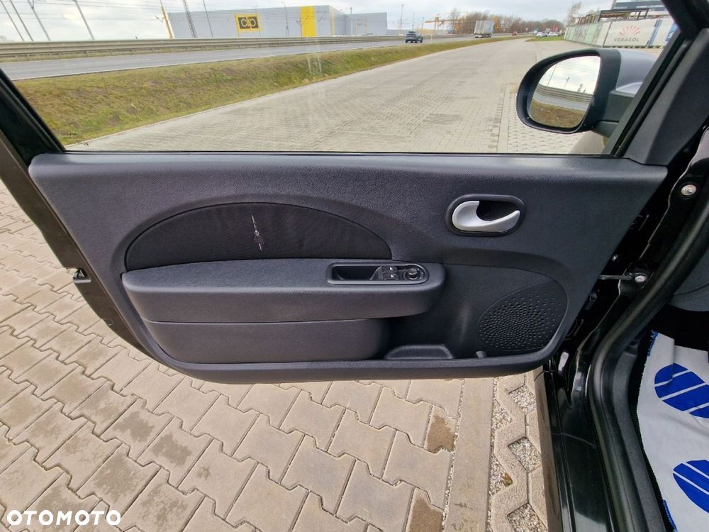 Renault Twingo - 12