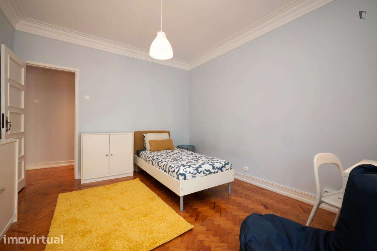 Quarto - localizado em Entrecampos Lisbon - Grande imagem: 2/13