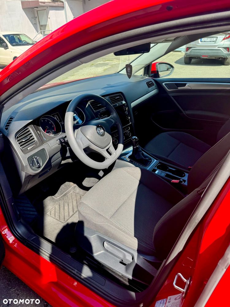 Volkswagen Golf 1.0 TSI BMT Trendline - 8