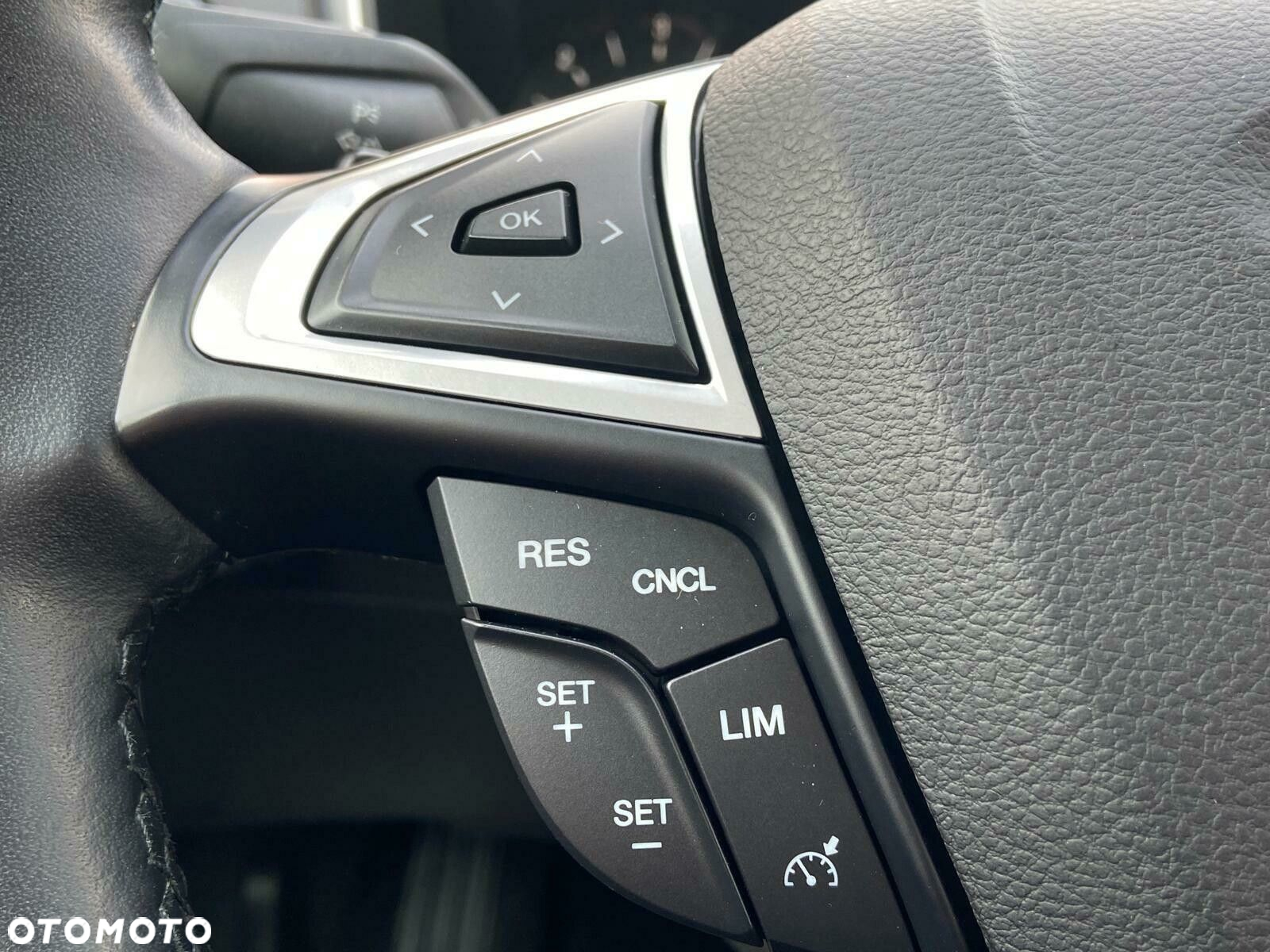 Ford Mondeo - 16