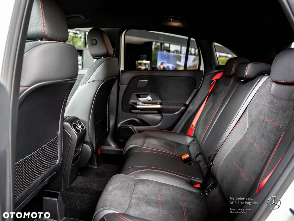 Mercedes-Benz GLA AMG 35 4-Matic - 8