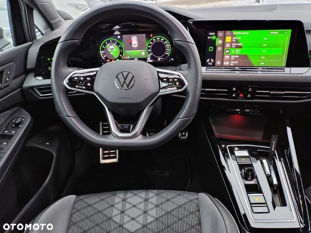 Volkswagen Golf Variant - 10