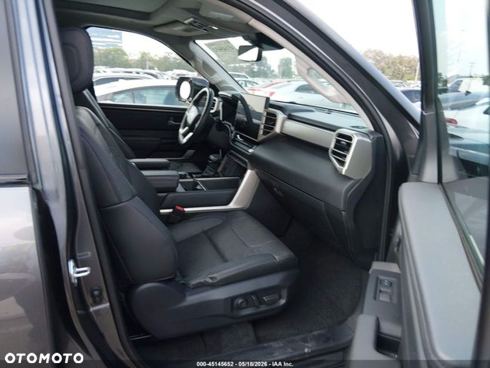 Toyota Tundra - 12