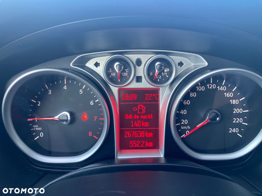 Ford Focus 1.8 FF Ambiente - 18