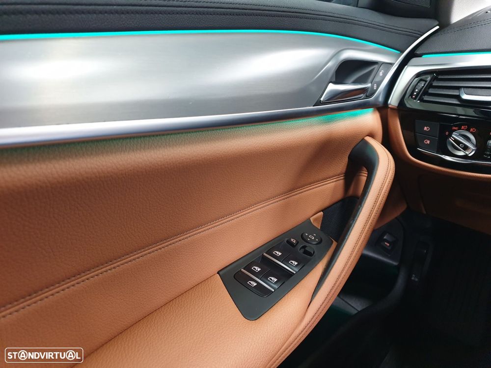 BMW 520 d Auto - 39