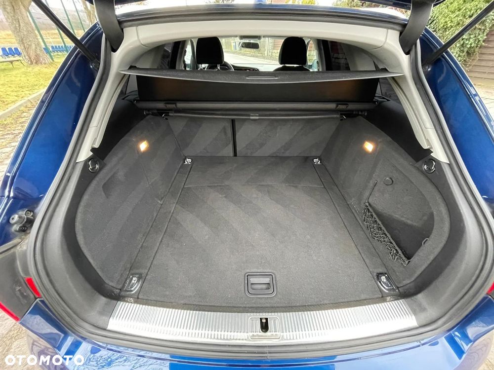Audi A4 Avant - 10