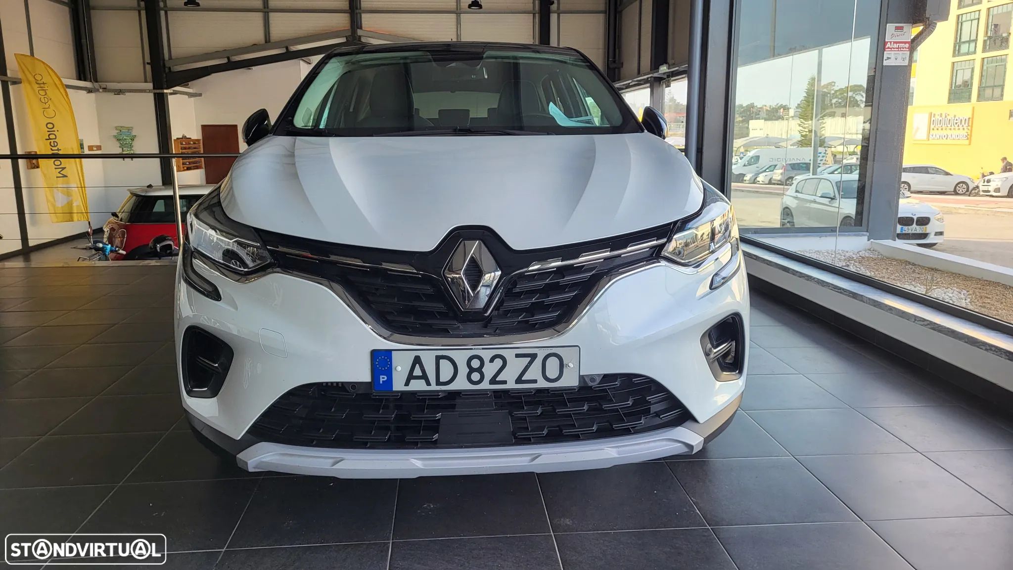 Renault Captur 1.0 TCe Exclusive - 1