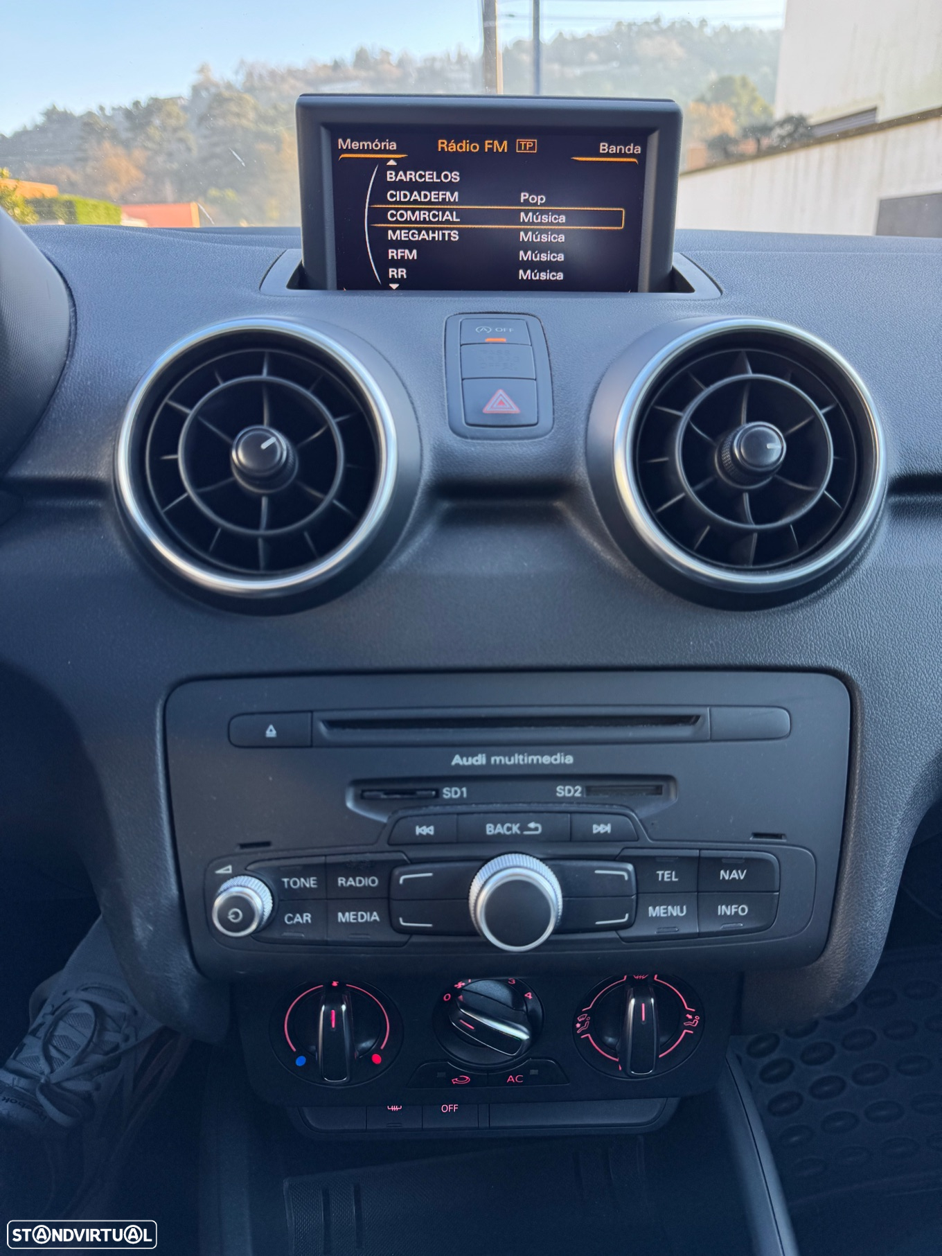 Audi A1 Sportback 1.6 TDI Advance - 11
