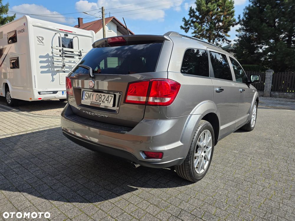 Fiat Freemont 2.0 Multijet Lounge AWD - 4